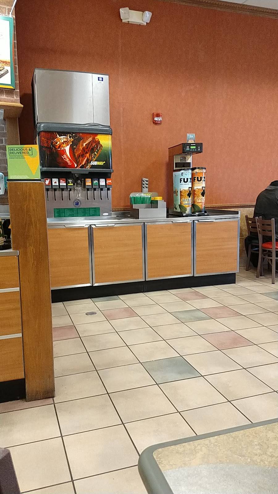 Subway | restaurant | 8128 Renaissance Pkwy, Durham, NC 27713, USA | 9195720902 OR +1 919-572-0902