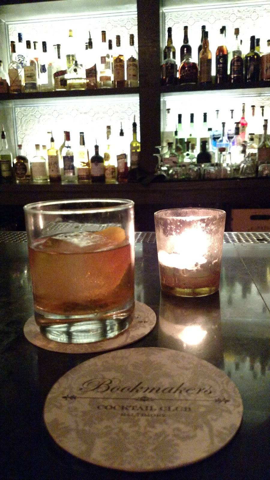 Bookmakers Cocktail Club | restaurant | 31 E Cross St, Baltimore, MD 21230, USA | 4434384039 OR +1 443-438-4039