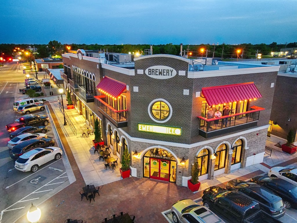 Emersumnice Brewery | restaurant | 102 S Main St Suite E, Owasso, OK 74055, USA | 9183303973 OR +1 918-330-3973