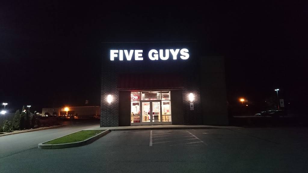 Five Guys | meal takeaway | 107 S Canfield-Niles Rd, Austintown, OH 44515, USA | 3309532880 OR +1 330-953-2880