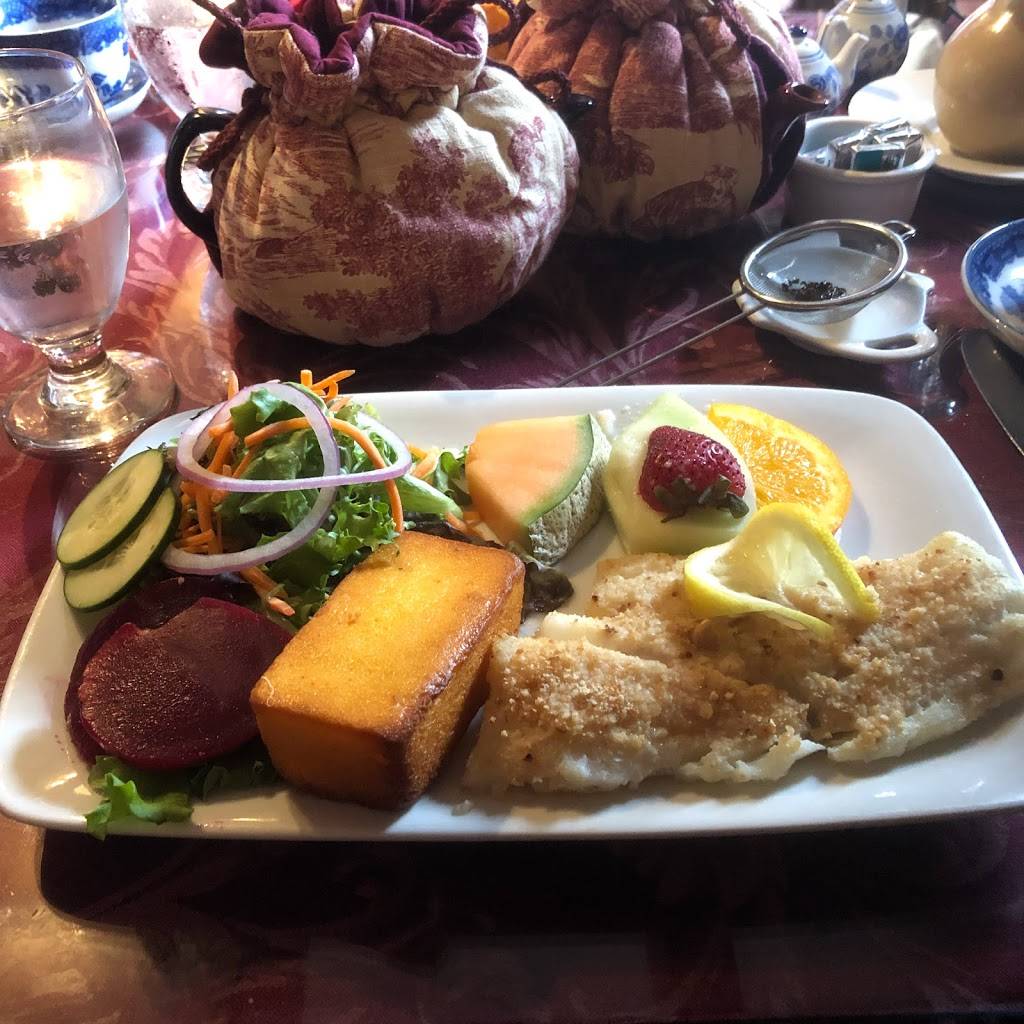 Dunbar House Restaurant & Tea Room | cafe | 1 Water St, Sandwich, MA 02563, USA | 5088332485 OR +1 508-833-2485