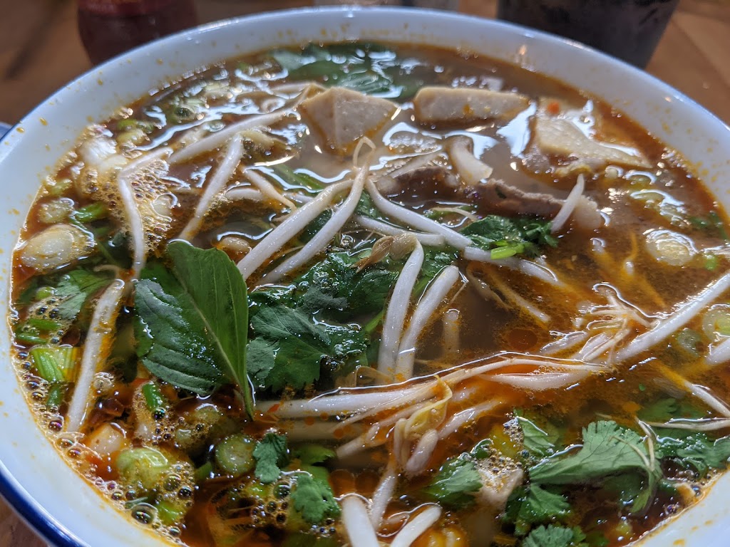 Midtown Pho | restaurant | 424 E Six Forks Rd Suite 105, Raleigh, NC 27609, USA | 9197479899 OR +1 919-747-9899