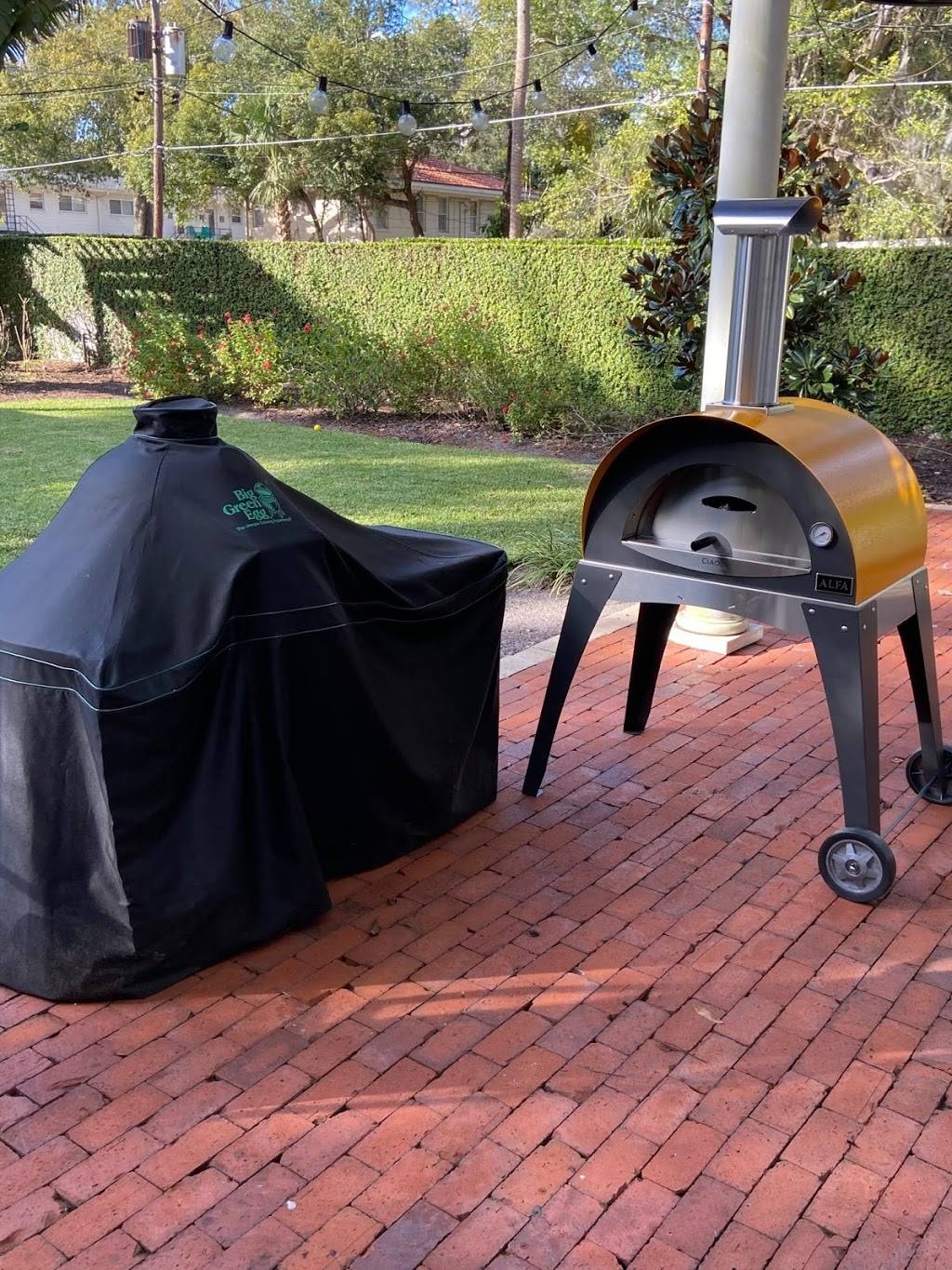 Gentrys BBQ General Store | restaurant | 1215 N Orange Ave, Orlando, FL 32804, USA | 4075168229 OR +1 407-516-8229