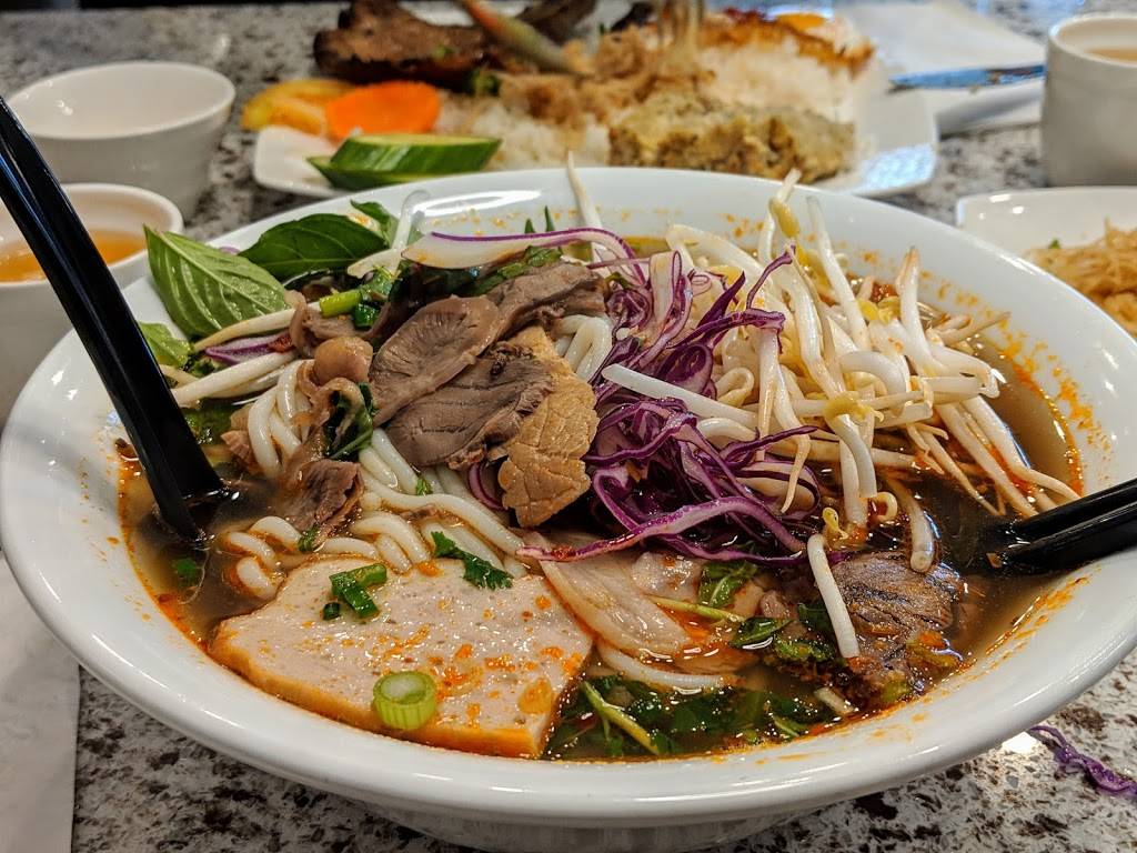 Pho Sunrise | restaurant | 1400 Ottawa St S, Kitchener, ON N2E 4E2, Canada | 5195792016 OR +1 519-579-2016