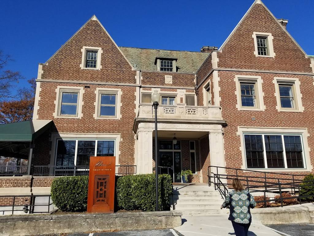 Chars Tracy Mansion | restaurant | 1829 N Front St, Harrisburg, PA 17102, USA | 7172134002 OR +1 717-213-4002