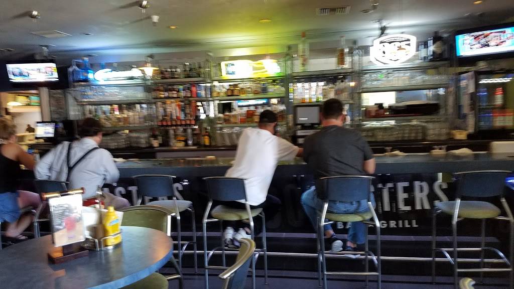 Coasters Bar & Grill | restaurant | 115 Cliff St, Santa Cruz, CA 95060, USA | 8314263324 OR +1 831-426-3324