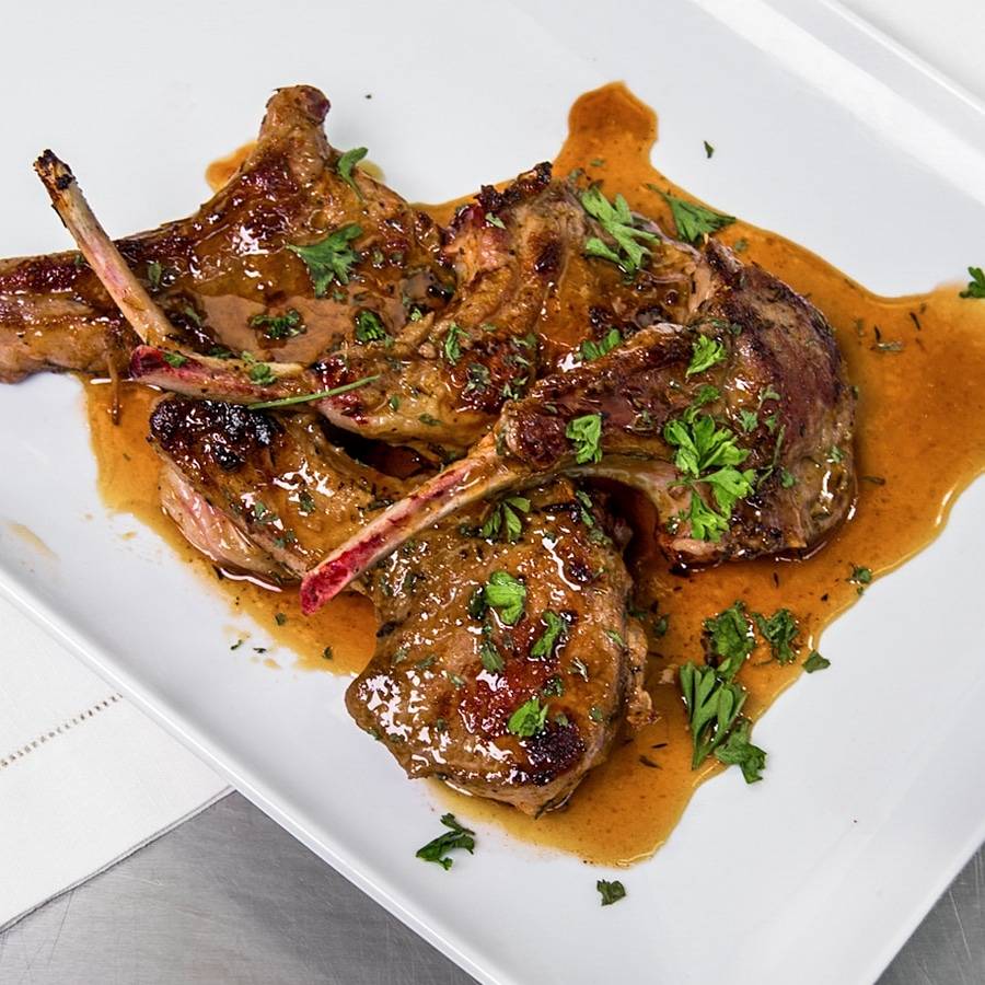 Robert Cheryls Food Stop | restaurant | 12197 Conant St, Hamtramck, MI 48212, USA | 3133345171 OR +1 313-334-5171