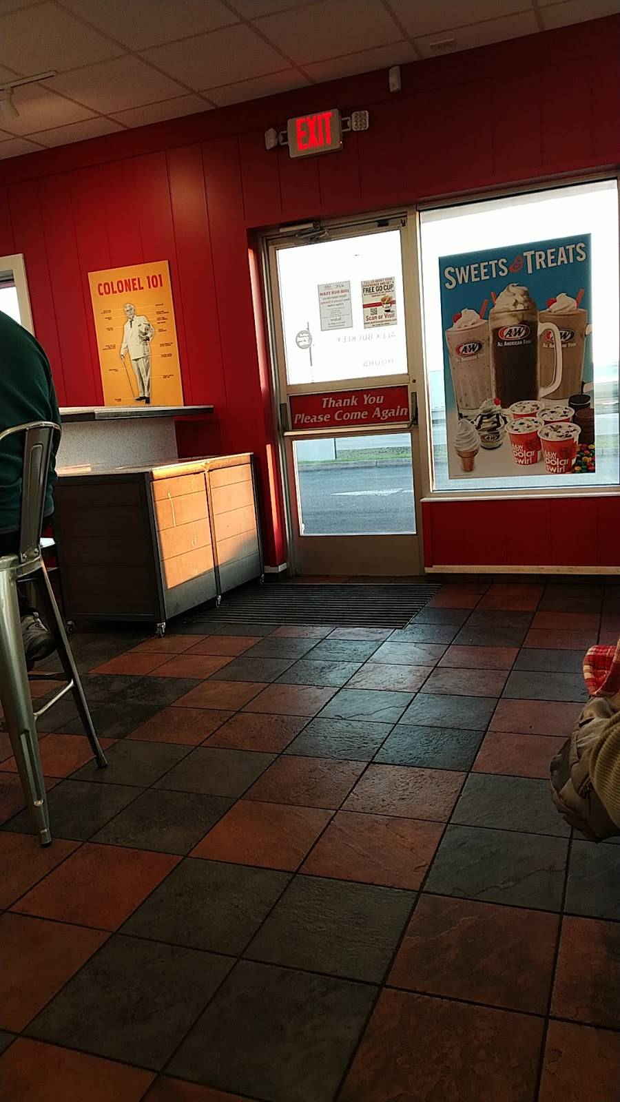 A&W All American Food | restaurant | 12394 Old US Rte 35 NW, Jeffersonville, OH 43128, USA | 7409482511 OR +1 740-948-2511