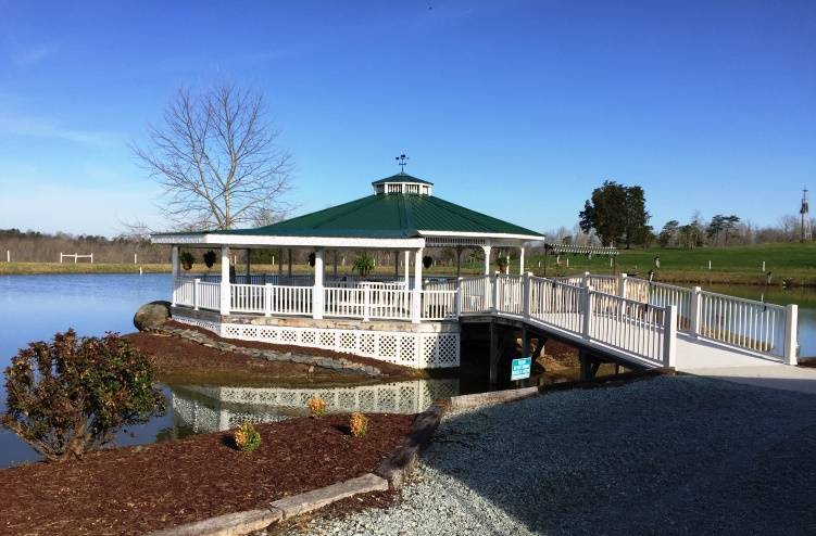 Sunset Ridge Buffalo Farm | restaurant | 465 Yarborough Rd, Roxboro, NC 27574, USA | 3365991297 OR +1 336-599-1297