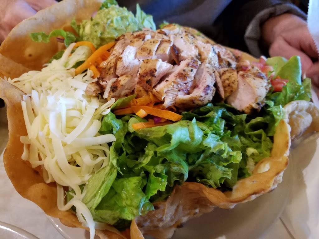 Chuys | restaurant | 1440 Veterans Pkwy, Clarksville, IN 47129, USA | 8122882489 OR +1 812-288-2489