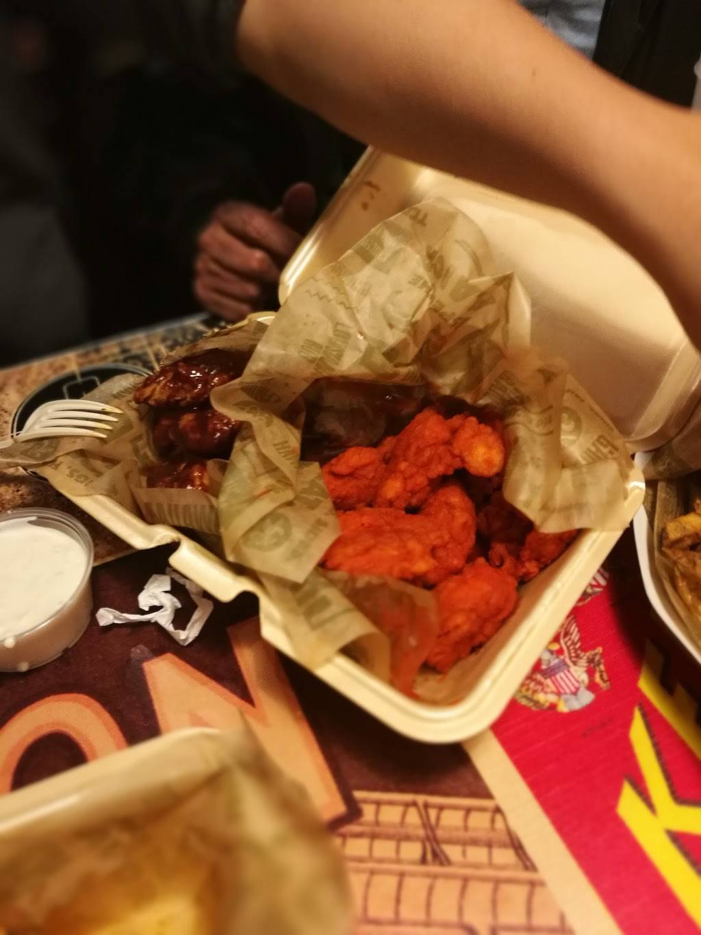 Wingstop | restaurant | 6909 La Tijera Blvd, Los Angeles, CA 90045, USA | 3106709464 OR +1 310-670-9464