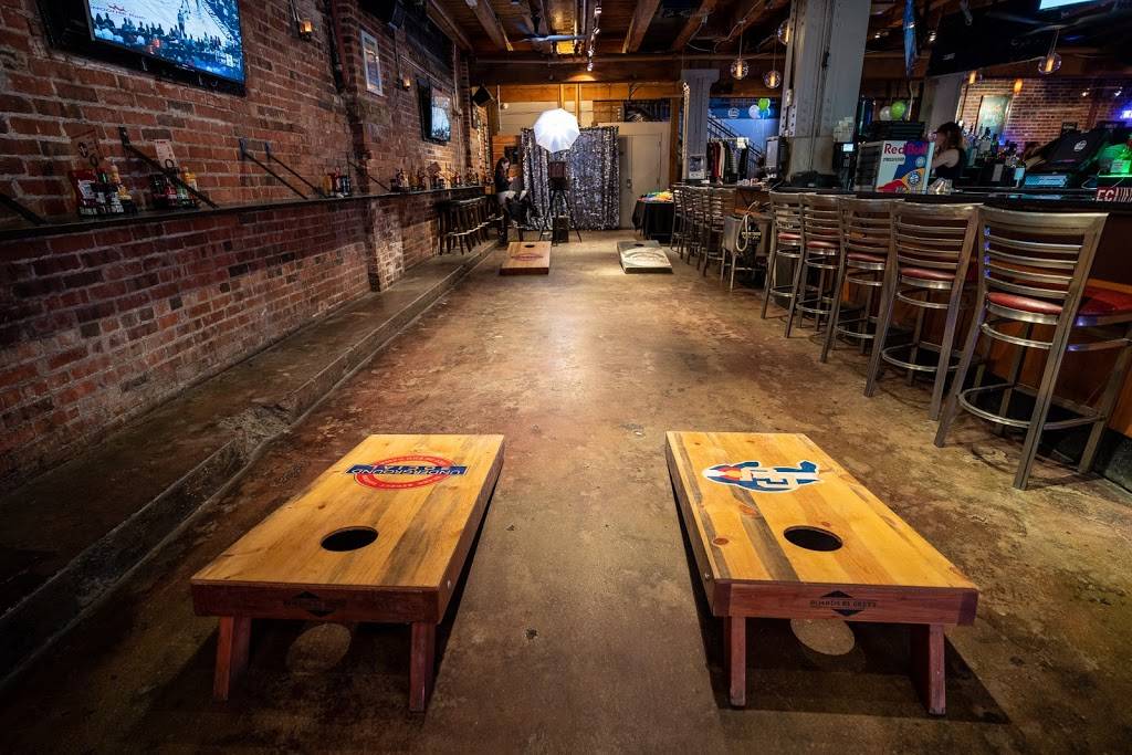 Blake Street Tavern | restaurant | 2301 Blake St, Denver, CO 80205, USA | 3036750505 OR +1 303-675-0505