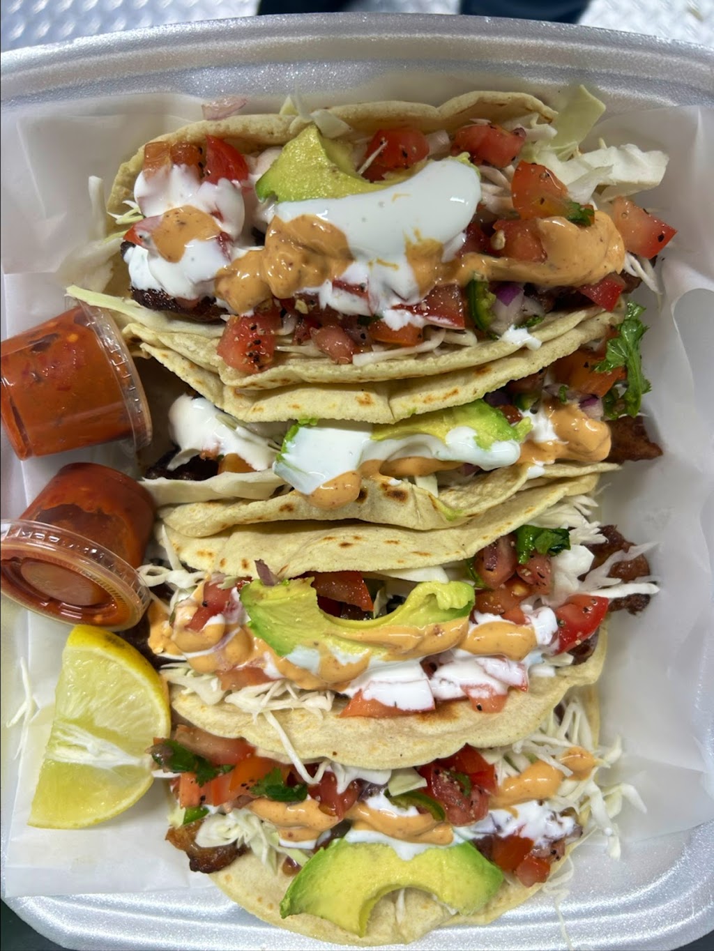 Tacos el grillo | restaurant | 12407 Unison Rd, Houston, TX 77044, USA | 3463946543 OR +1 346-394-6543