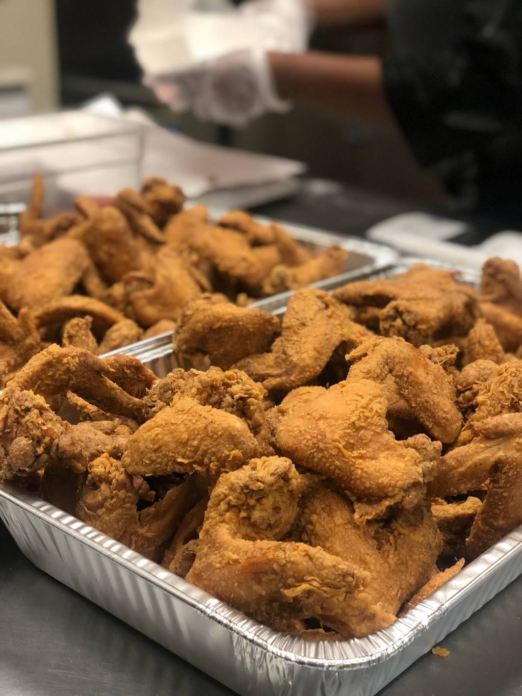 Harolds Chicken of Homewood | restaurant | 18044 Halsted St, Homewood, IL 60430, USA | 7087997200 OR +1 708-799-7200