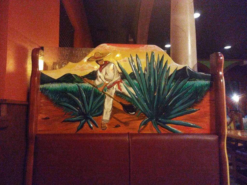 Agave Azul | restaurant | 705 Sagamore Pkwy W, West Lafayette, IN 47906, USA | 7654646657 OR +1 765-464-6657