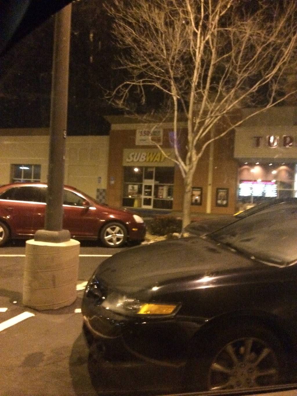 Subway | restaurant | 2343 W Main St, Turlock, CA 95380, USA | 2096694755 OR +1 209-669-4755