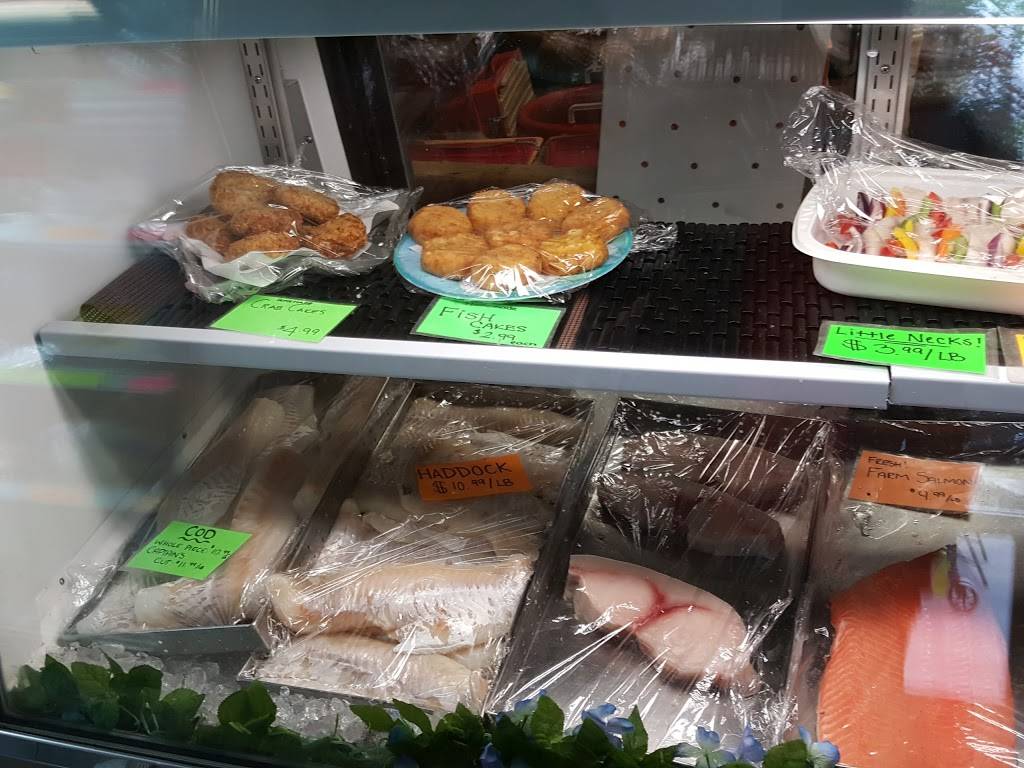 Lobster Barn | restaurant | 996 Hancock St, Abington, MA 02351, USA | 7818712433 OR +1 781-871-2433