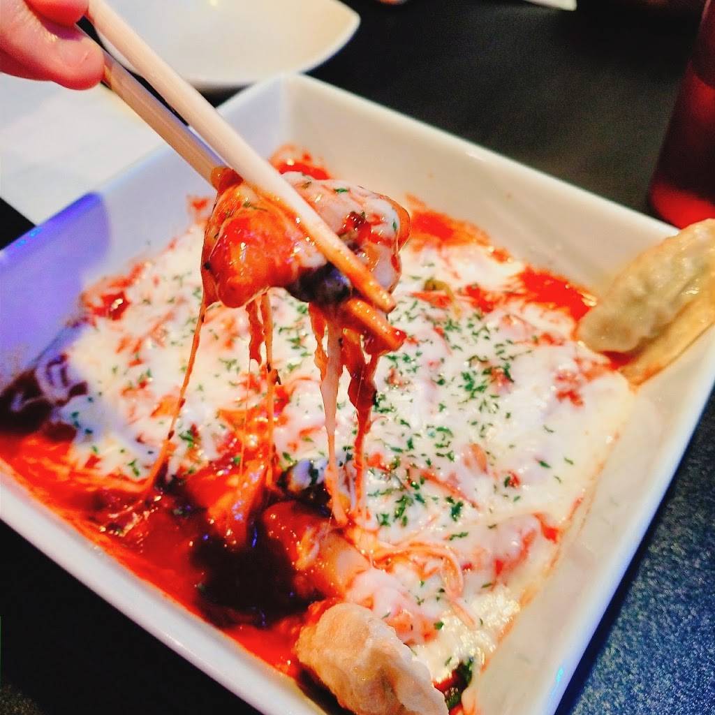 Mowa | restaurant | 4216 N Arlington Heights Rd, Arlington Heights, IL 60004, USA | 2247357362 OR +1 224-735-7362