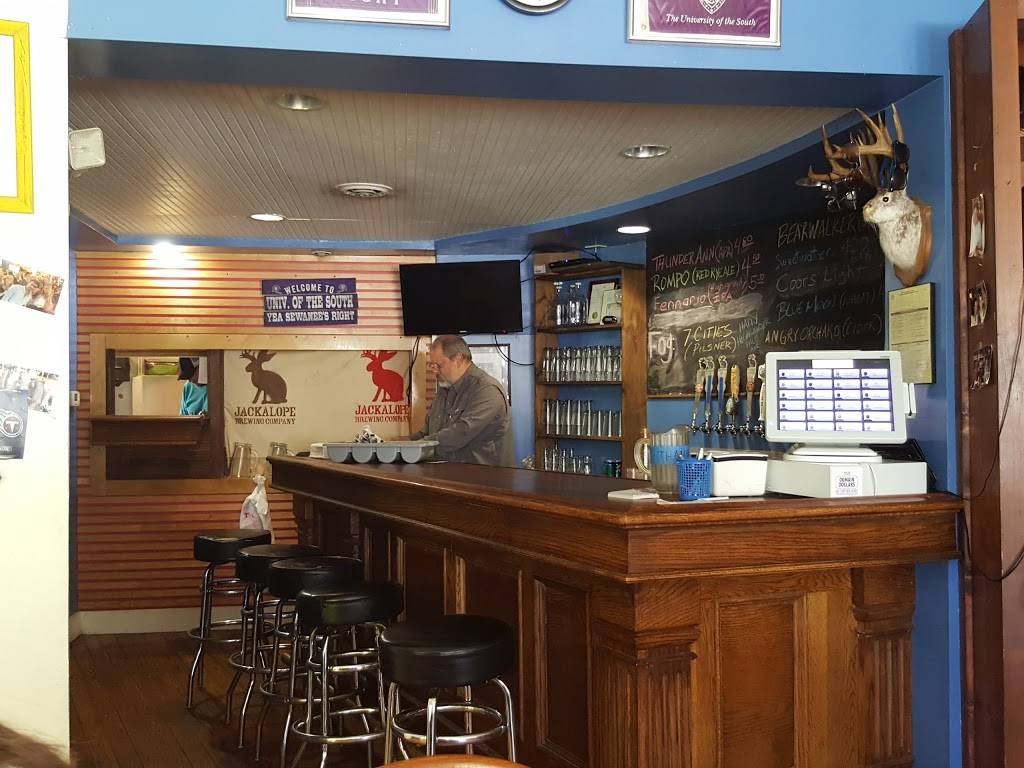 The Blue Chair Cafe & Tavern | restaurant | 35 University Ave, Sewanee, TN 37375, USA | 9315985434 OR +1 931-598-5434