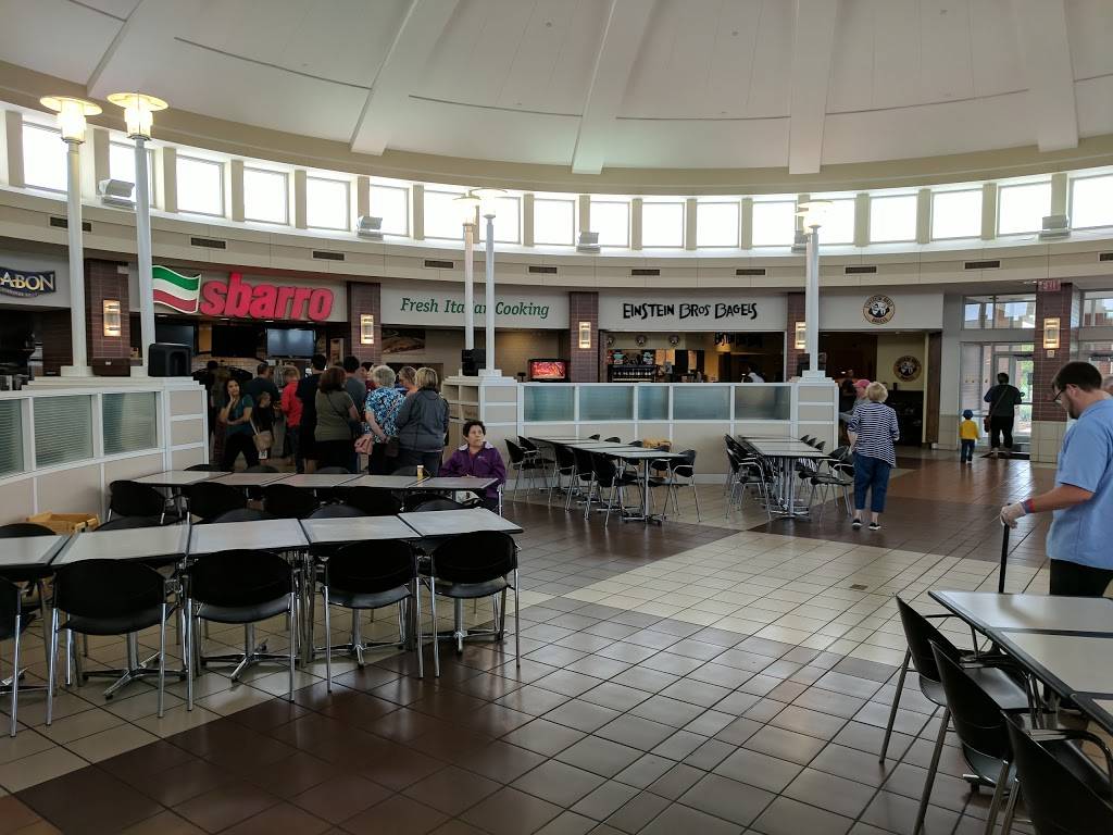 Sbarro | restaurant | 1012 Ohio Turnpike, Clyde, OH 43410, USA | 4195474409 OR +1 419-547-4409