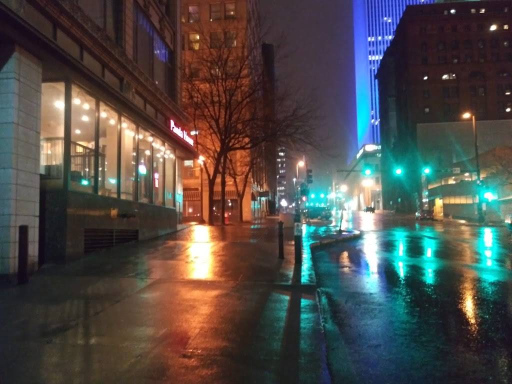 Panda House Downtown | meal delivery | 301 S 16th St, Omaha, NE 68102, USA | 4023481818 OR +1 402-348-1818