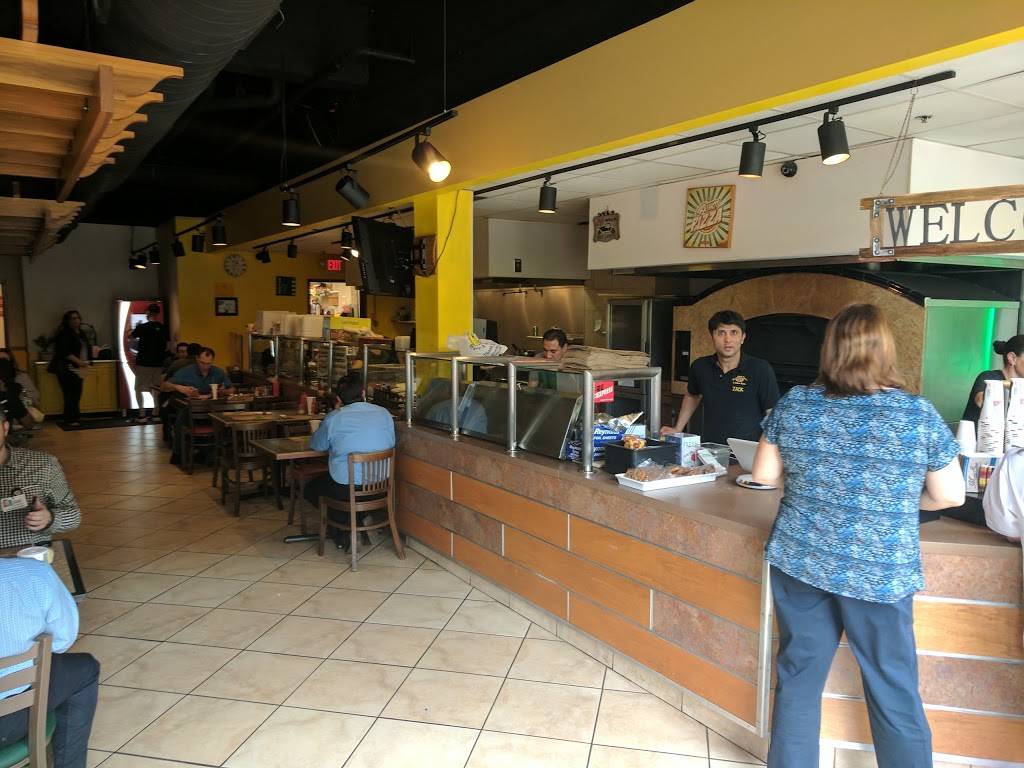 Market Street Pizzeria & Italian Bistro | restaurant | 1 Market St, Camden, NJ 08102, USA | 8565414100 OR +1 856-541-4100