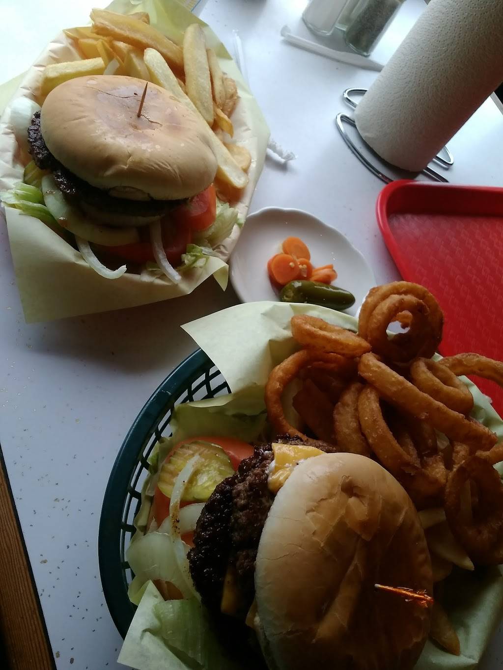 Uncle Barneys | restaurant | 7015 Interstate 35 Access Rd, San Antonio, TX 78224, USA | 2109226602 OR +1 210-922-6602