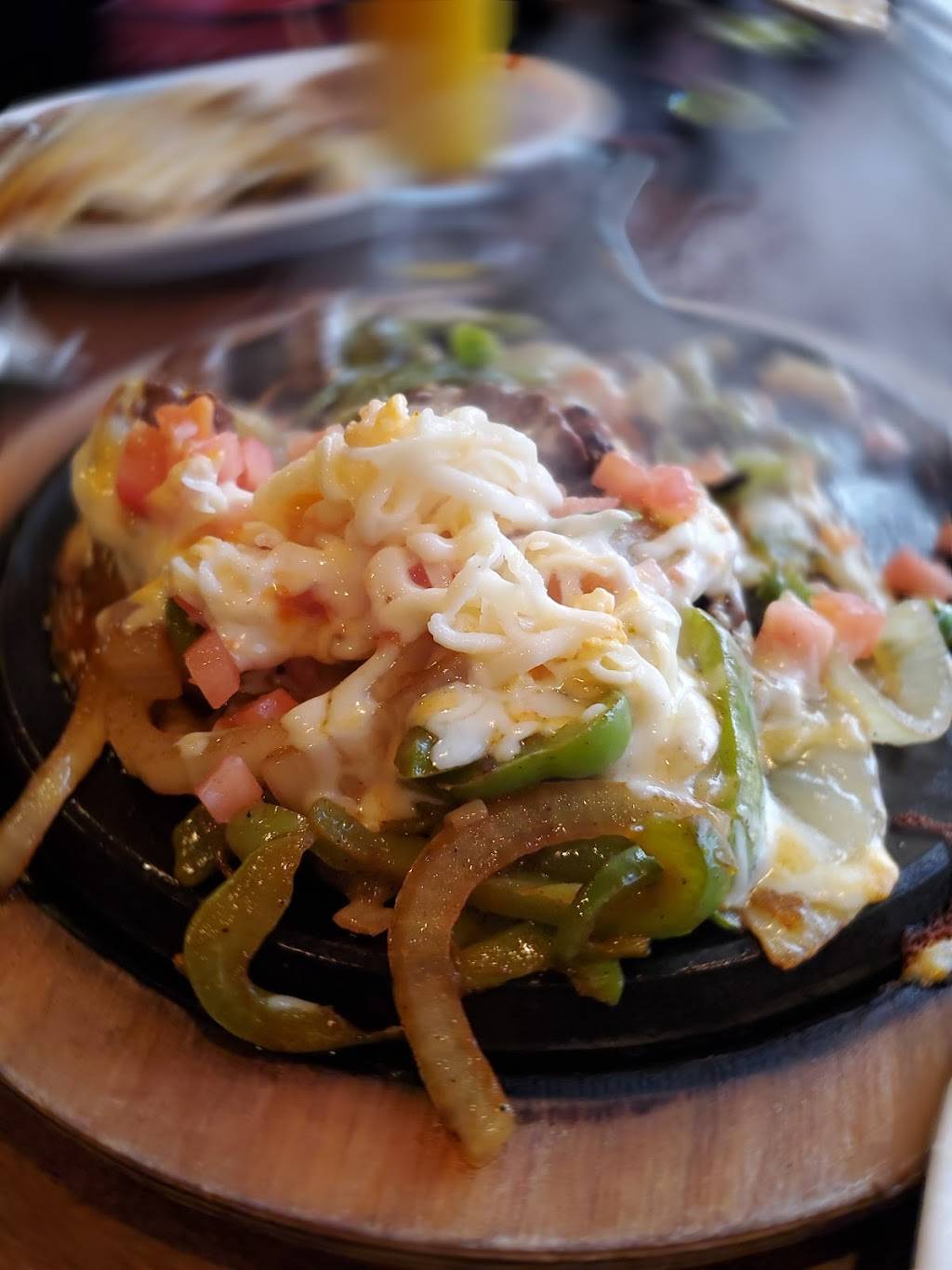 Juan Miguels | restaurant | 21342 Hall Rd, Clinton Twp, MI 48038, USA | 5867839751 OR +1 586-783-9751