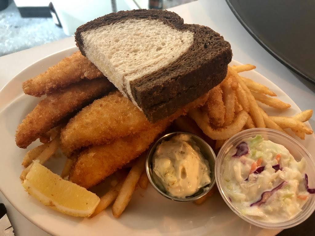 CastIron Grill | restaurant | 5204 Sunset Bluff Dr, Green Bay, WI 54311, United States | 9206422772 OR +1 920-642-2772