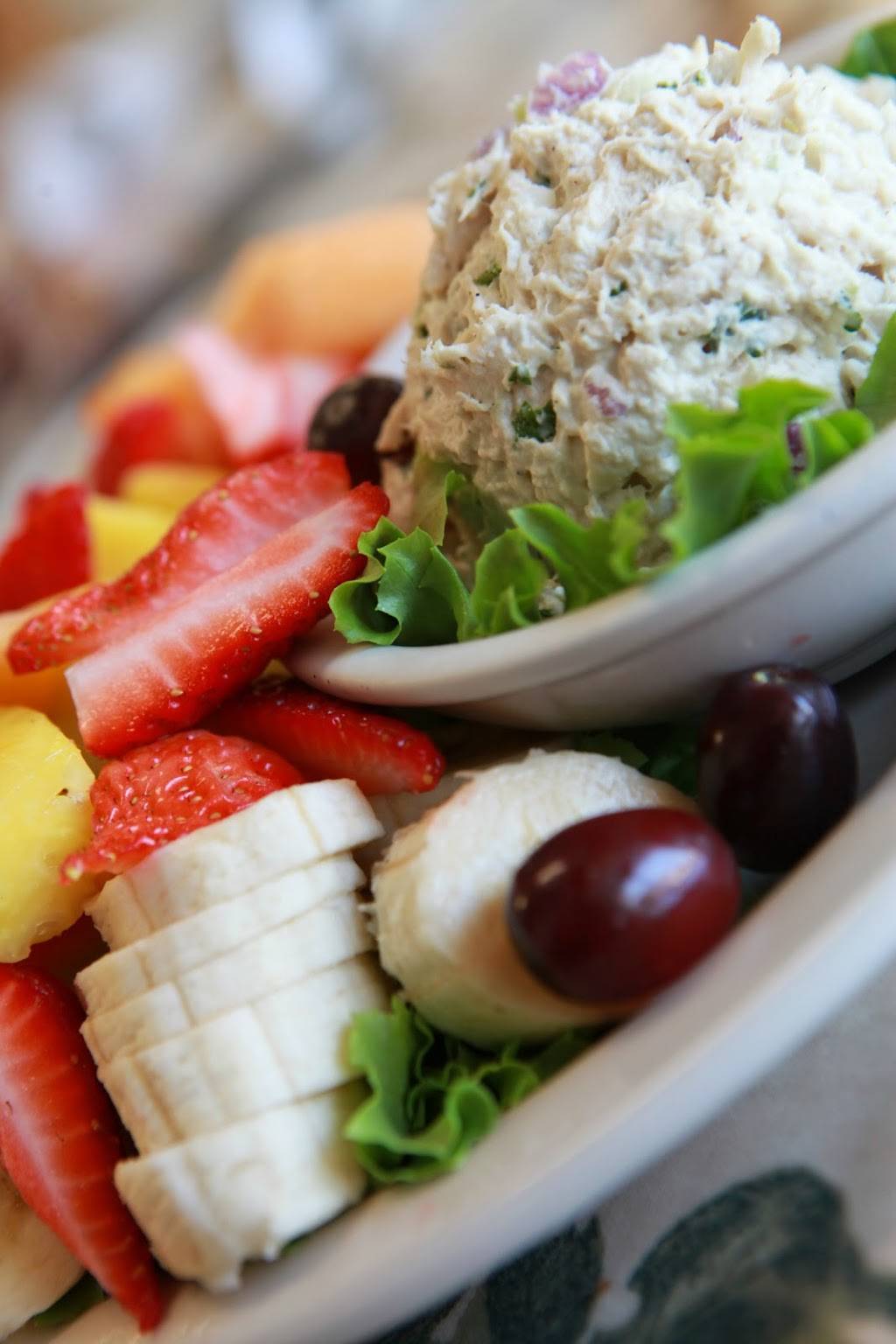 Peachs Restaurant - Venice | restaurant | 1230 Jacaranda Blvd, Venice, FL 34292, USA | 9414937711 OR +1 941-493-7711