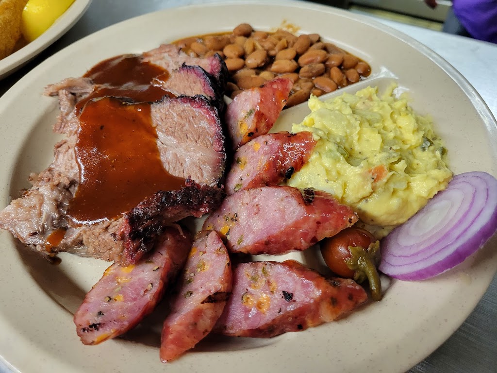 Packsaddle Bar-B-Que | restaurant | 6007 Knickerbocker Rd, San Angelo, TX 76904, USA | 3259490616 OR +1 325-949-0616