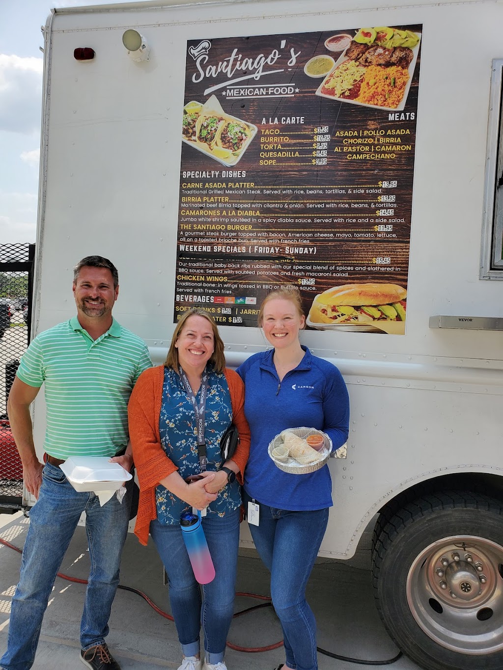 Santiagos Mexican Food | restaurant | South 36th and, Jefferson St, Omaha, NE 68107, USA | 4026896111 OR +1 402-689-6111