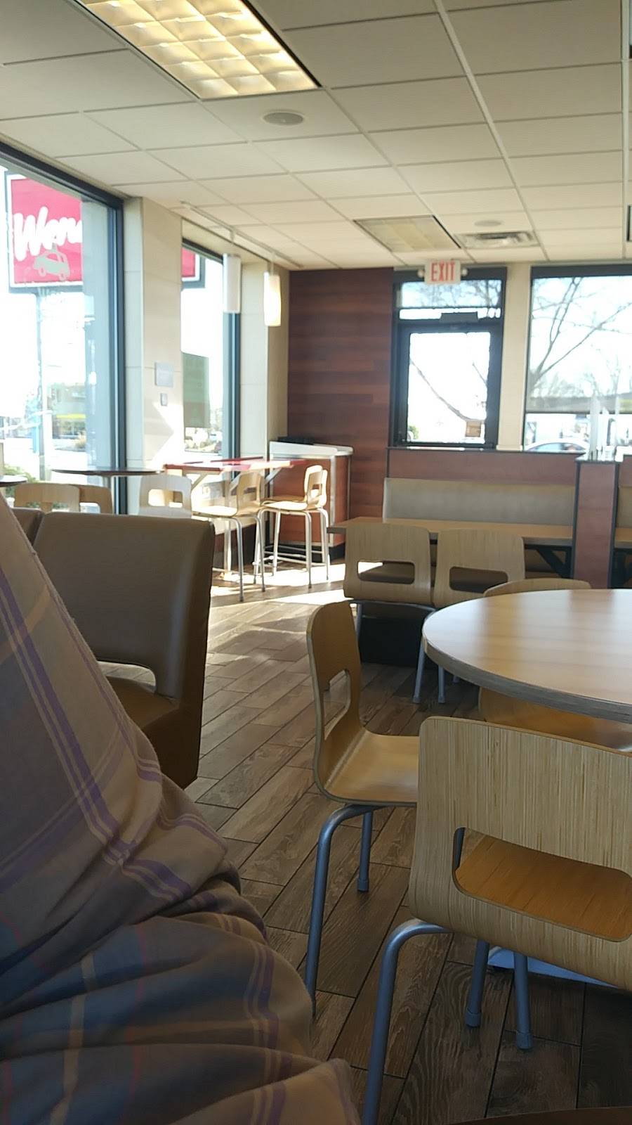 Wendys | restaurant | 2333 8th Ave, Greeley, CO 80631, USA | 9703561870 OR +1 970-356-1870