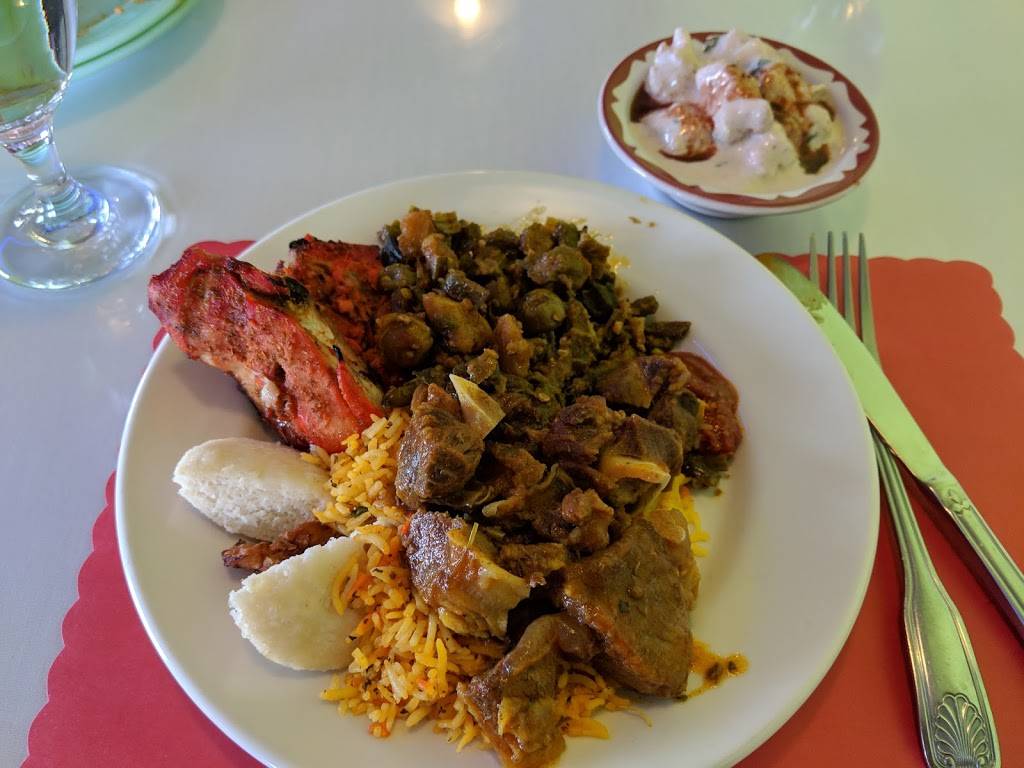 Royal India Milwaukee | restaurant | 3400 S 27th St, Milwaukee, WI 53215, USA | 4146479600 OR +1 414-647-9600