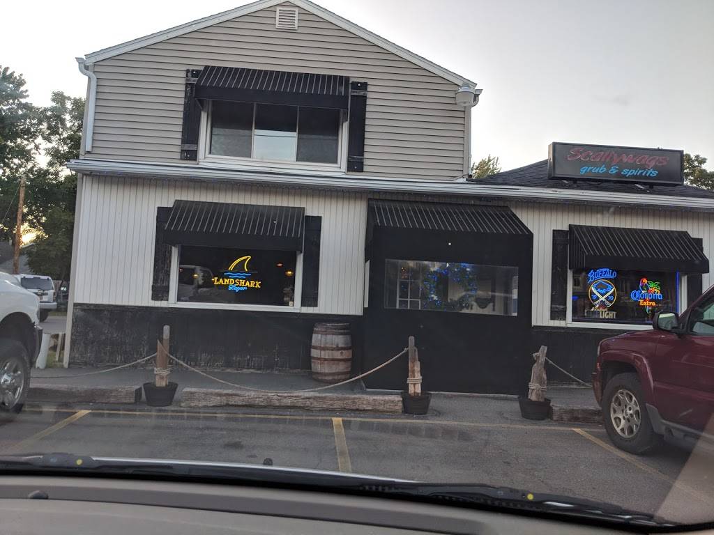 Scallywags Grub & Spirits | restaurant | 6558 Old Lake Shore Rd, Derby, NY 14047, USA | 7169474111 OR +1 716-947-4111