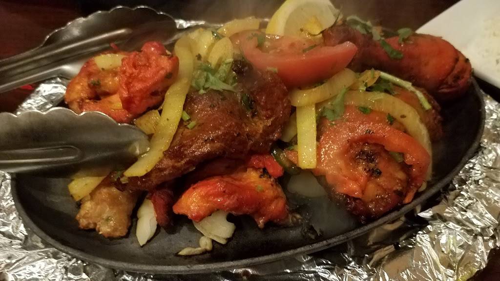 Raduni Indian Cuisine | restaurant | 2566 Shallowford Rd #112, Atlanta, GA 30345, USA | 4042540948 OR +1 404-254-0948