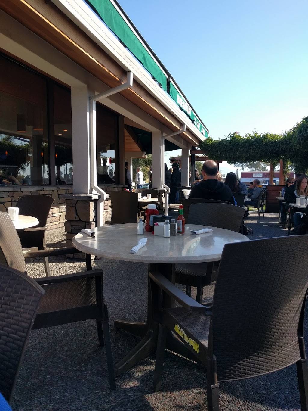 Bills Cafe | restaurant | 1401 Kooser Rd, San Jose, CA 95118, USA | 4082641900 OR +1 408-264-1900