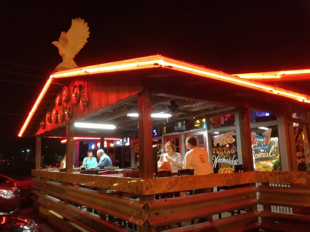 Codys Original Roadhouse | restaurant | 305 SE US Hwy 19, Crystal River, FL 34429, USA | 3527957223 OR +1 352-795-7223