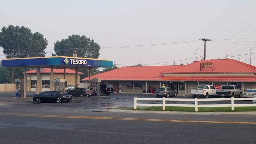 Champs Chicken | meal takeaway | 1351 E Center St, Spanish Fork, UT 84660, USA | 8017987232 OR +1 801-798-7232