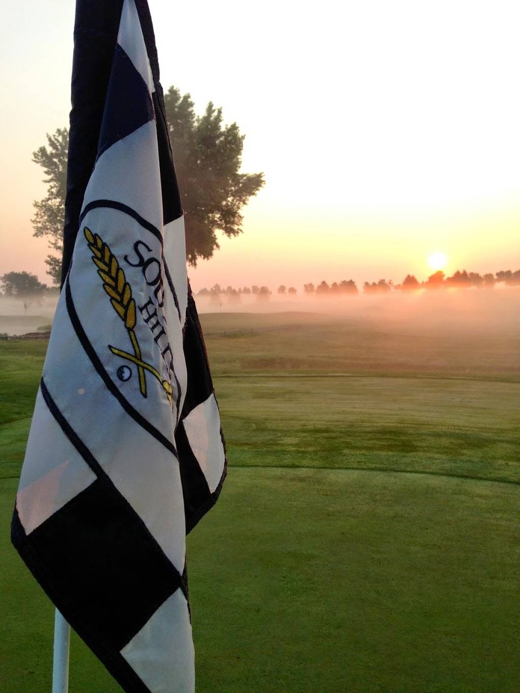 Southern Hills Golf Course | restaurant | 18950 Chippendale Ave, Farmington, MN 55024, USA | 6514634653 OR +1 651-463-4653