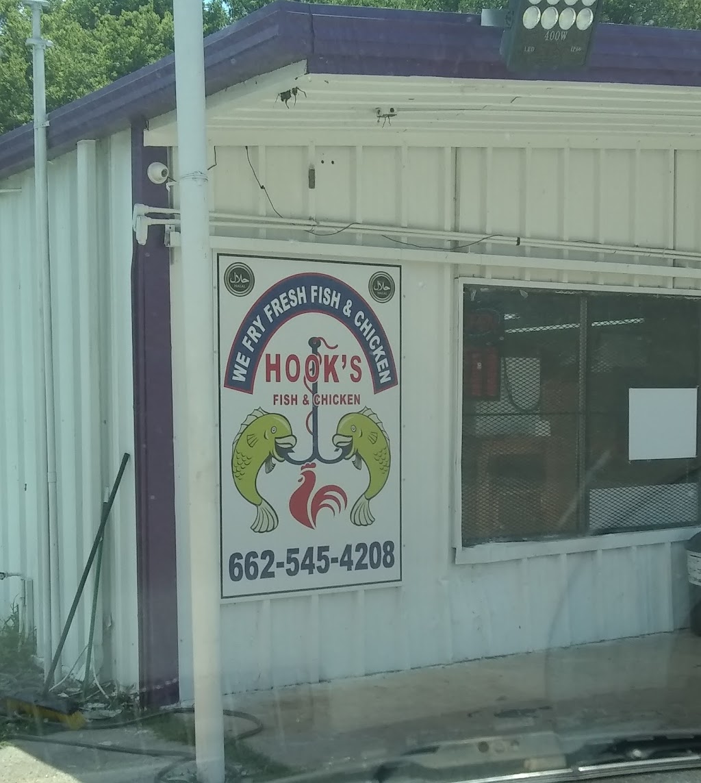 hook,s fish & chicken | restaurant | 978 White St, Cleveland, MS 38732, USA | 6628430374 OR +1 662-843-0374