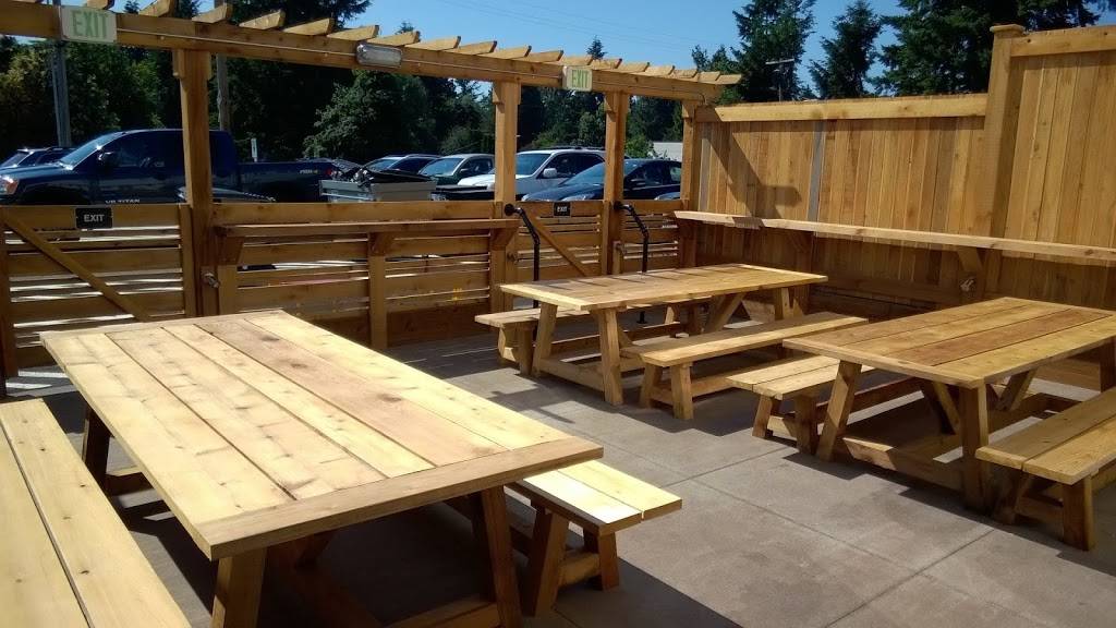 Levitate Gastropub | restaurant | 185 Front St N, Issaquah, WA 98029, USA | 4256778497 OR +1 425-677-8497