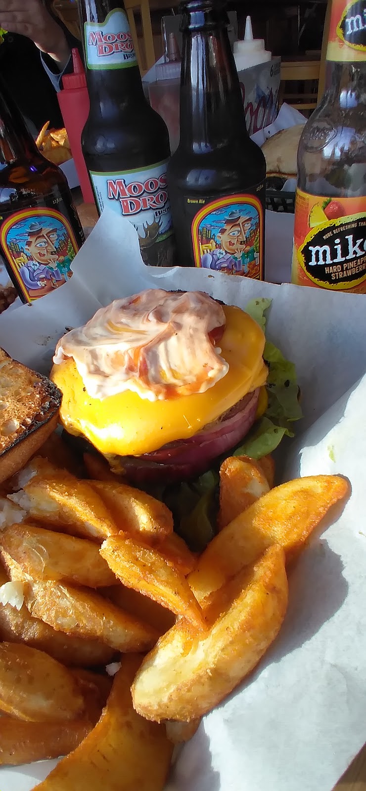 Deer Creek Lodge Restaurant | restaurant | 40896 Hot Springs Dr, California Hot Springs, CA 93207, USA | 6618290663 OR +1 661-829-0663