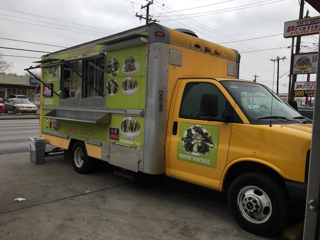 Lonches Estilo Nueva Rosita | restaurant | 2506 West Ave, San Antonio, TX 78201, USA | 2104003141 OR +1 210-400-3141
