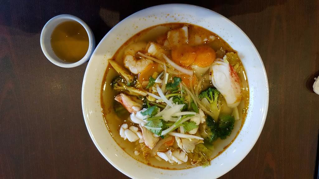 Pho Do Thi | restaurant | 25 Dundas St E, Mississauga, ON L5A 1V9, Canada | 9056159696 OR +1 905-615-9696