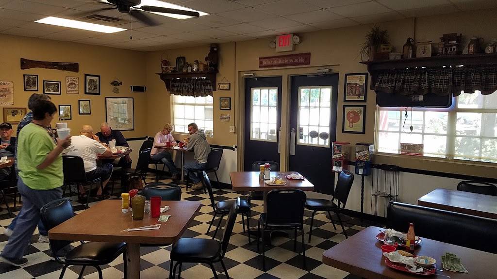 Square Meal | restaurant | 14100 FL-19, Salt Springs, FL 32134, USA | 3526852288 OR +1 352-685-2288