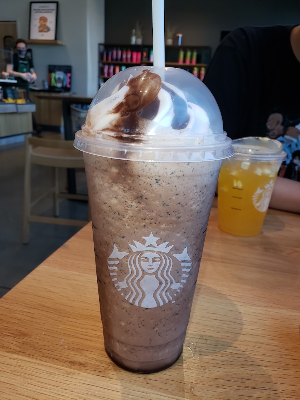 Starbucks | cafe | 6360 Reseda Blvd, Los Angeles, CA 91335, USA | 7476990131 OR +1 747-699-0131