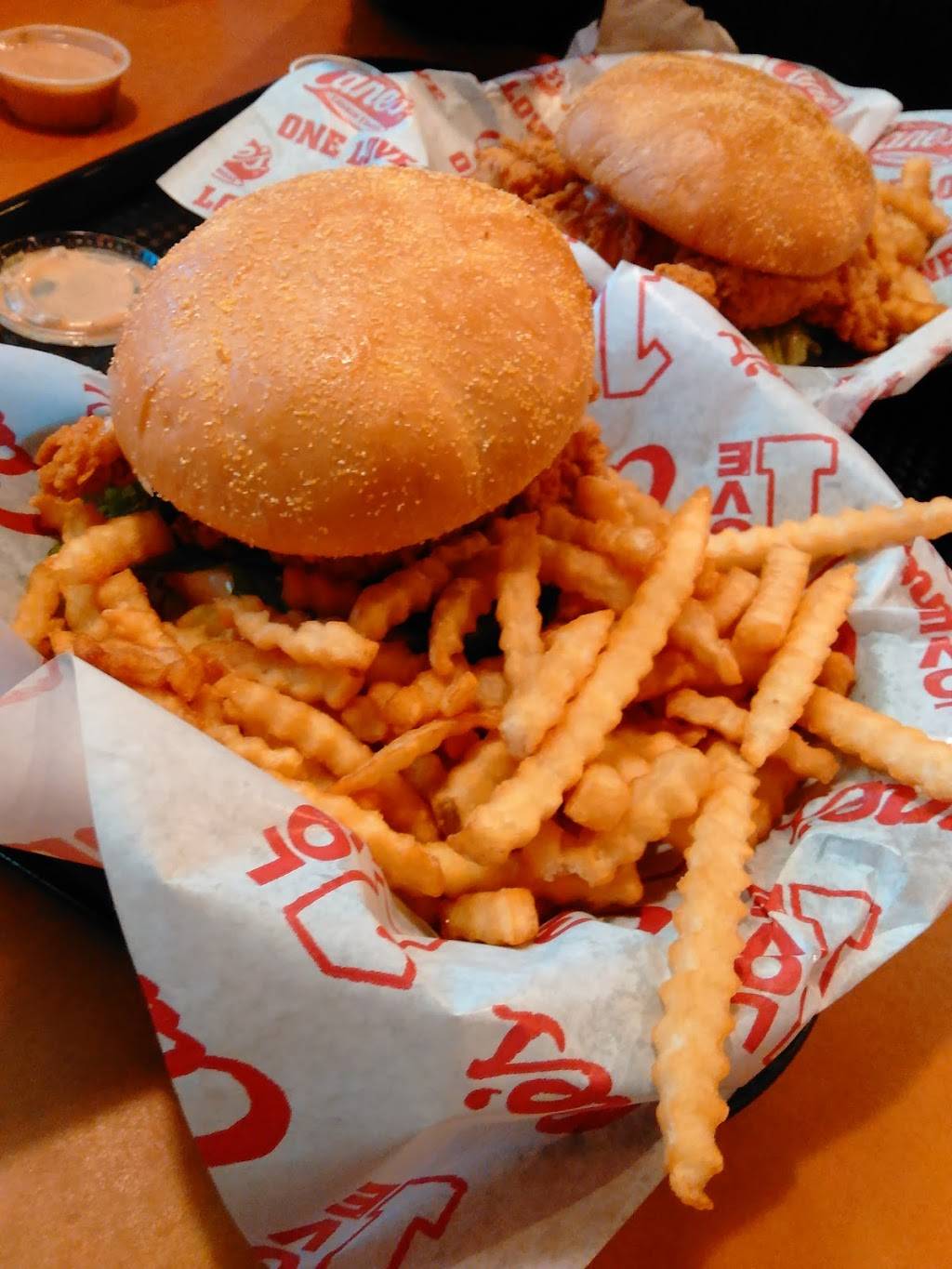 Raising Canes Chicken Fingers | meal takeaway | 11006 S Cicero Ave, Oak Lawn, IL 60453, USA | 7084223736 OR +1 708-422-3736