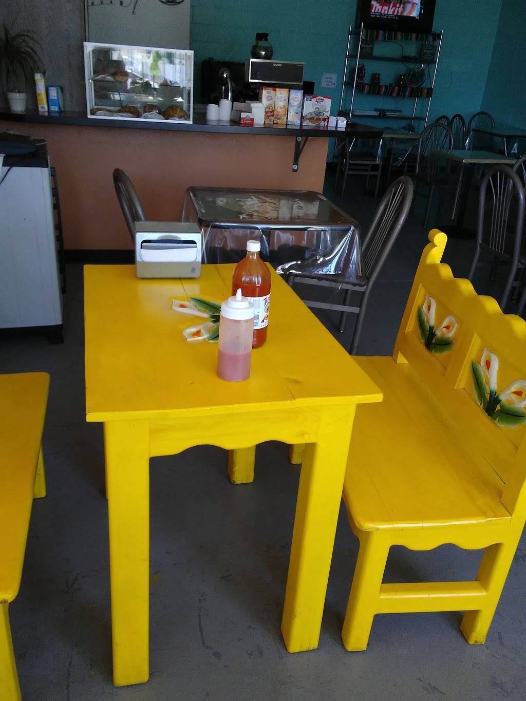 La Cresta Restaurant & Taco Shop | restaurant | 1331 La Cresta Blvd, El Cajon, CA 92021, USA | 6193826759 OR +1 619-382-6759