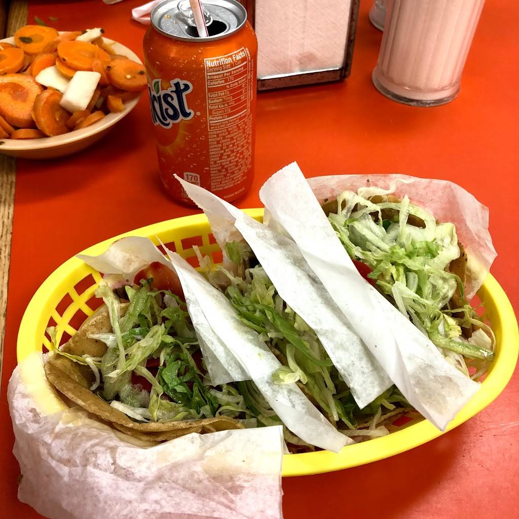 Atotonilco Taqueria | restaurant | 1649 W 47th St, Chicago, IL 60609, USA | 7732475870 OR +1 773-247-5870